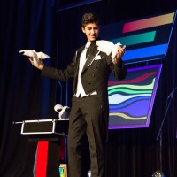 1re place : Nicky Circelli (cirque) Dans la catégorie 13 à 17 ans