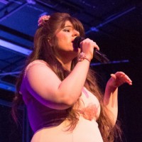 3e place : Tara Beauchamps (chant) Dans la catégorie 18 à 21 ans
