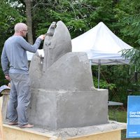 Guy-Olivier Deveau au début de son travail – Photo : Michel Fortier
