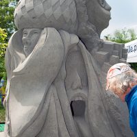 Guy Beauregard termine les détails – Photo : Diane Brault